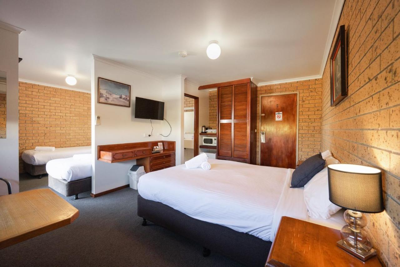 Colac Mid City Motor Inn Exterior photo
